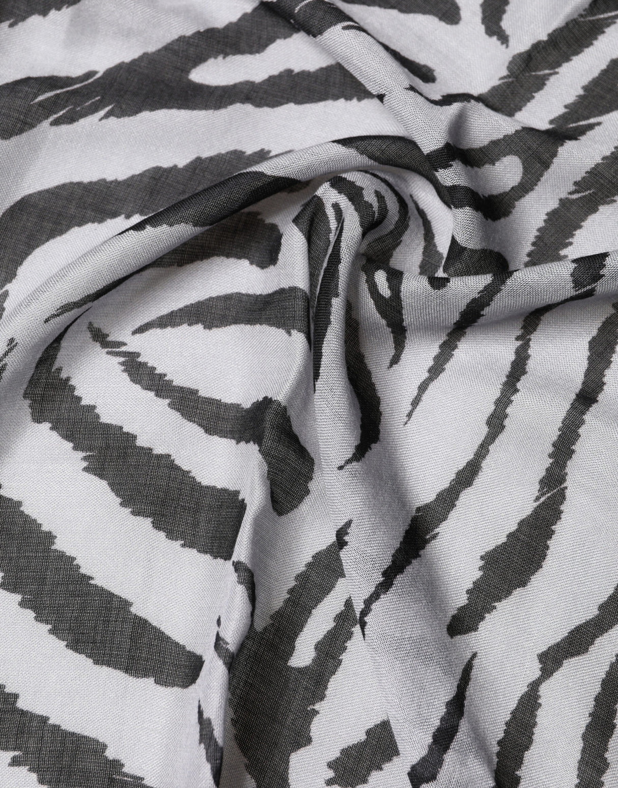 Dolce & Gabbana White Black Zebra Pattern Shawl 255cm x 132cm Men Scarf