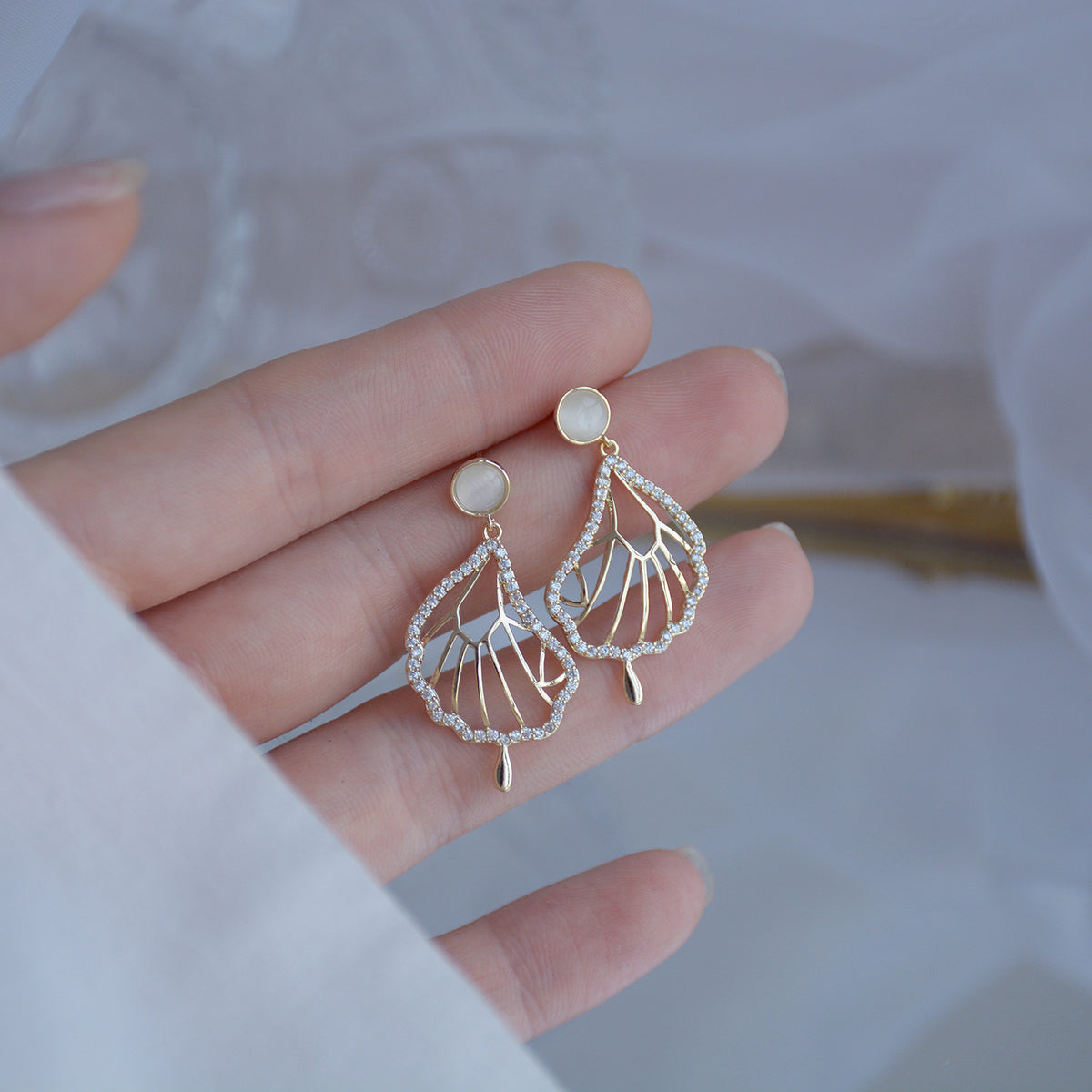 Korean DDP Zircon Winged Fairy Cat Eye Earrings