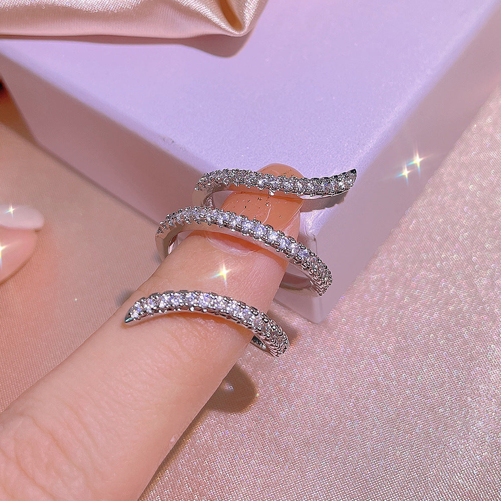 Geometric Zircon Ring - Stylish Minimalist Accessory