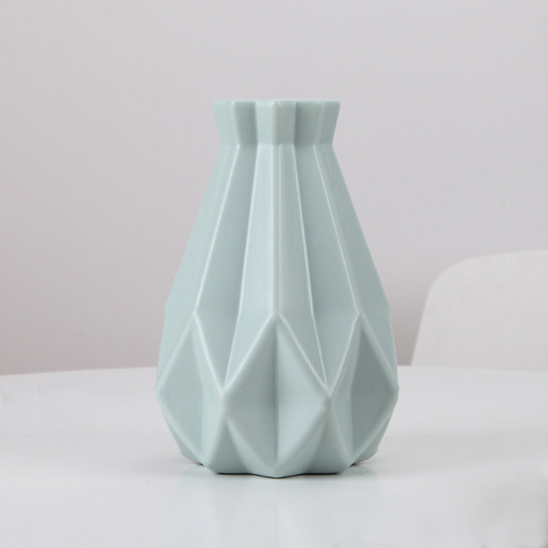 Modern Plastic Flower Vase for Home Decoration (1pc)
