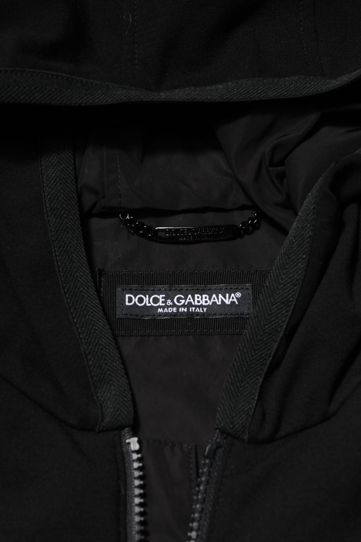 Dolce & Gabbana Black Sleeveless Hooded Logo Plaque Jacket