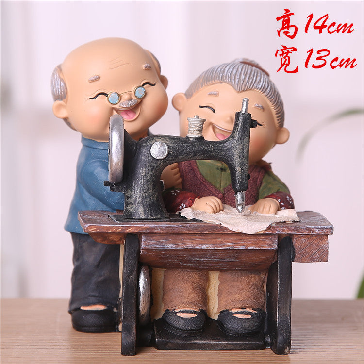 Creative Elderly Couple Figurine for Home Decor Gift