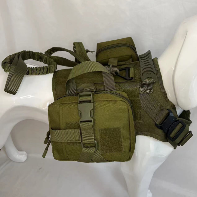 Outdoor Multifunctional Dog Vest with Water Bottle Pouch