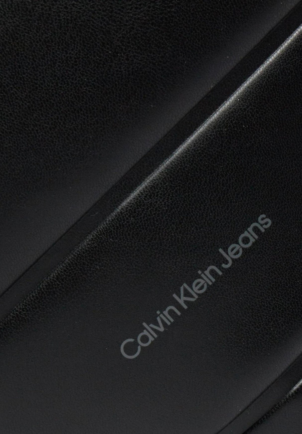 Calvin Klein Jeans Black Polyethylene Handbag