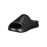 Norway 1963 Black Polyurethane Women's Slipper