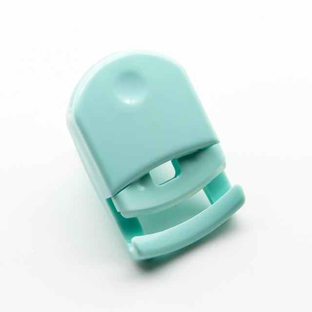 Portable Mini Eyelash Curler - Wide Angle Makeup Tool