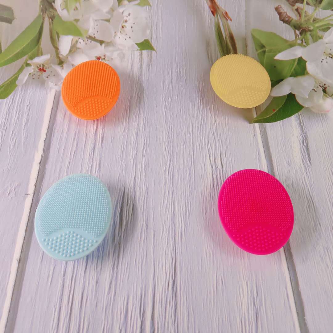 Manual Small Face Wash Brush with Food-Grade Silicone