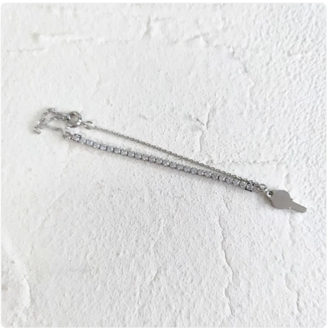Simple Key Lock Clavicle Necklace