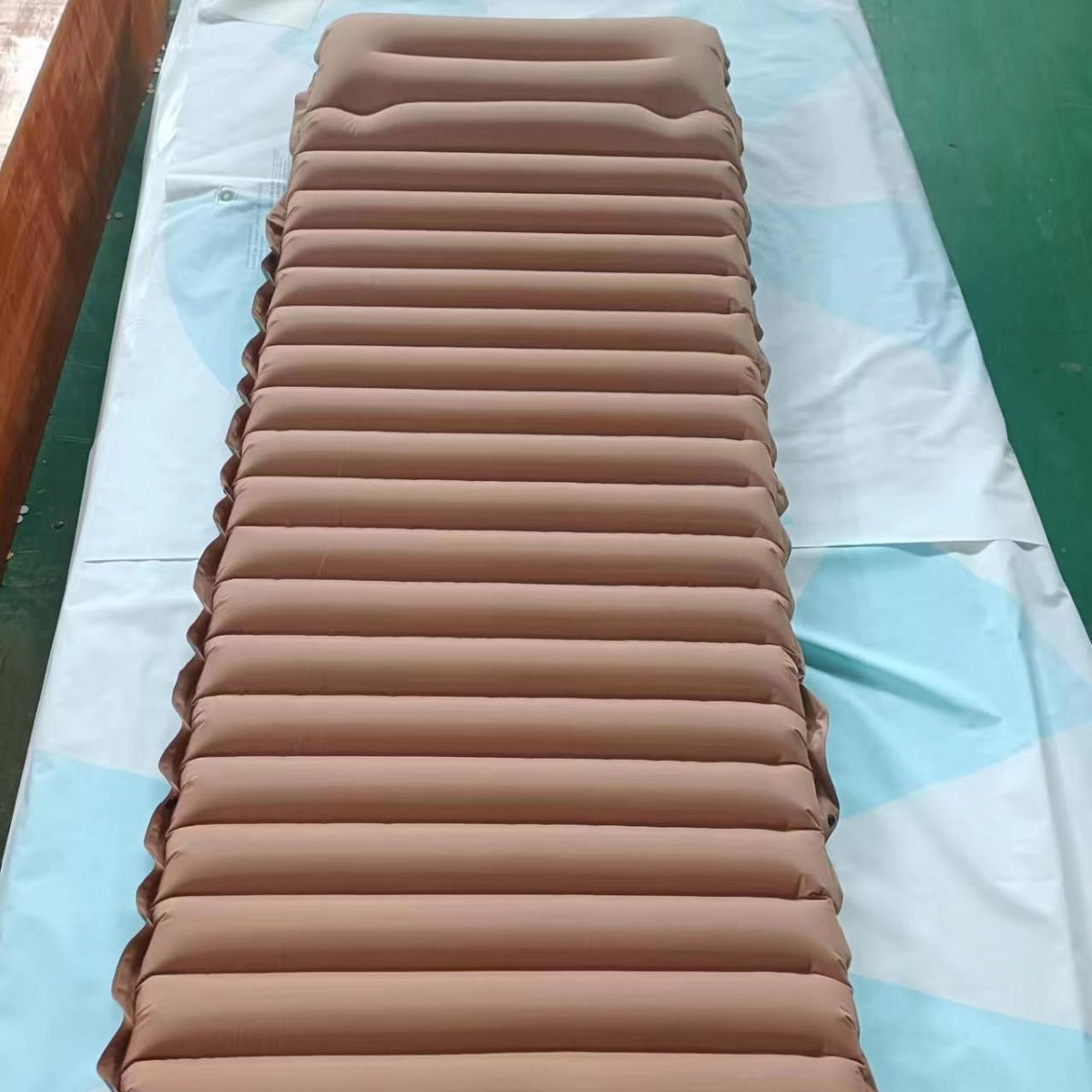 Outdoor Camping Inflatable Mattress with TPU Material