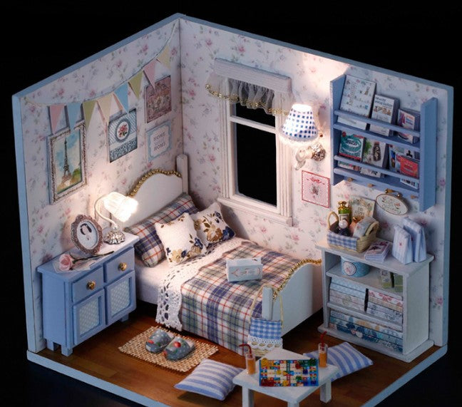 DIY Mini House with Lights - Craft Assembly Kit