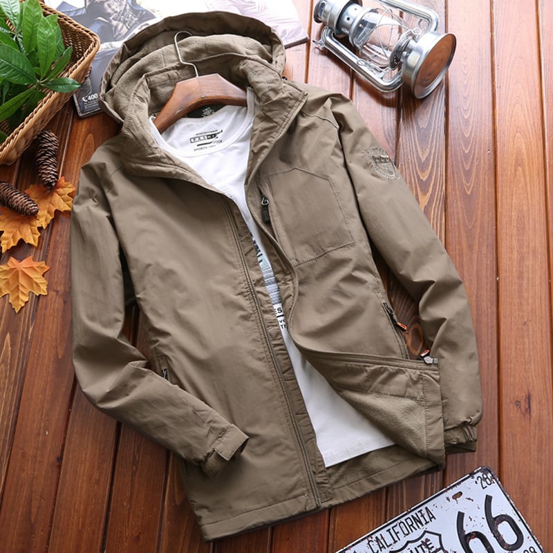 NIANJEEP Men's Outdoor Mountaineering Suit & Jacket
