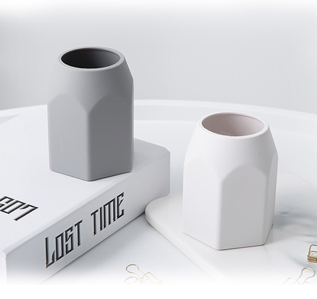 Large Capacity Desktop Pen Holder for Kids' Stationery