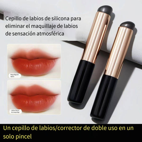 Q Bomb Portable Silicone Lip Brush and Concealer Brush