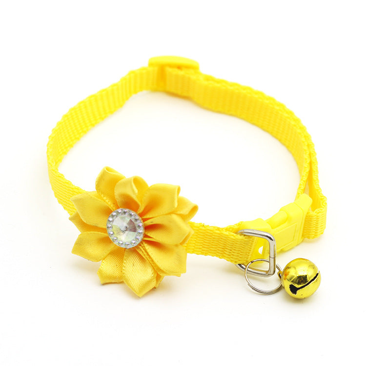 Bell-Shaped Collar for Stylish Pet Accessories