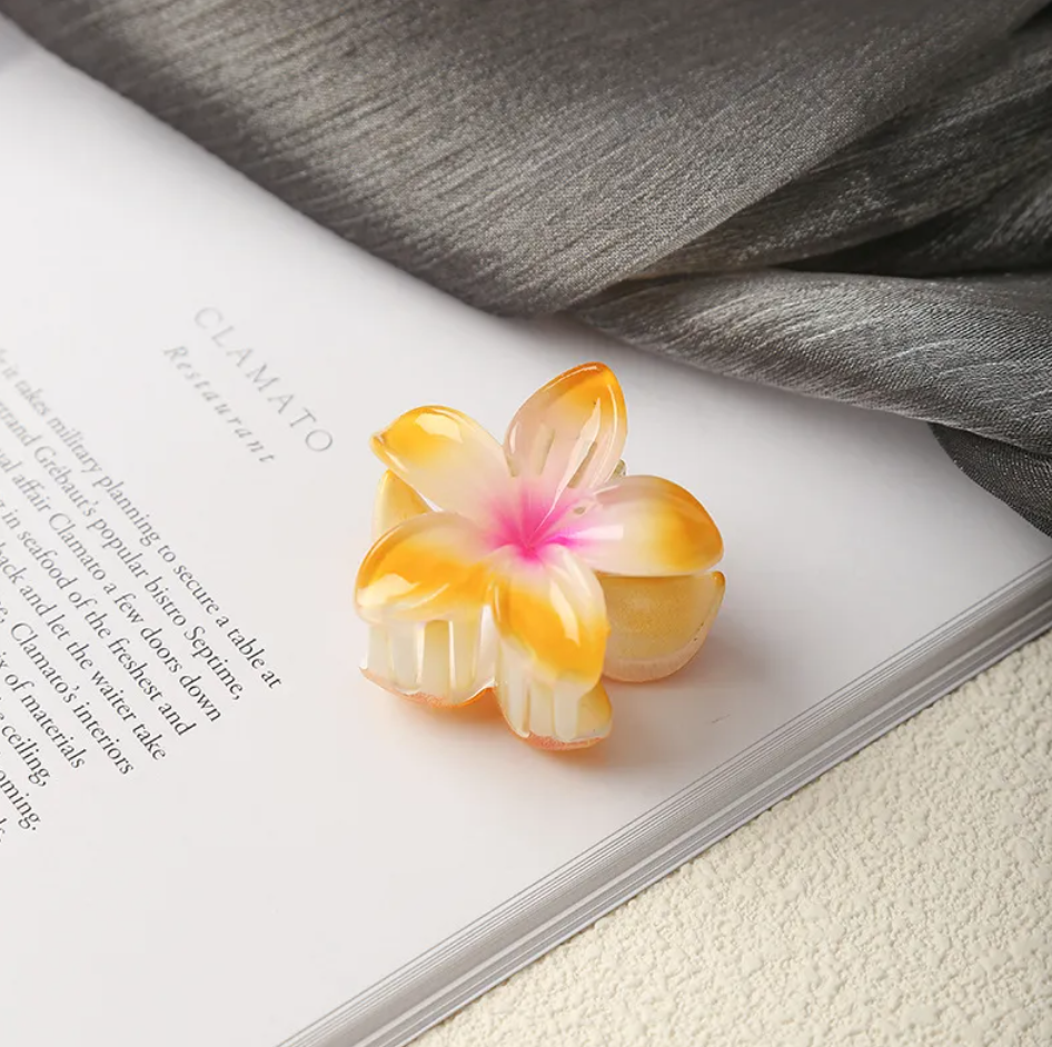 Mini Plumeria Claw Hair Clip