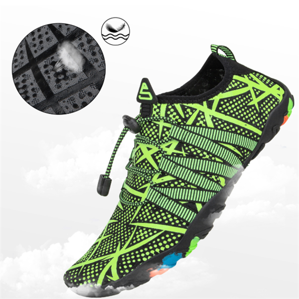 Mesh Outdoor Climbing Sneakers - Slip-On Style