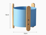 Nordic Iron Planter with Creative Minimalist Design