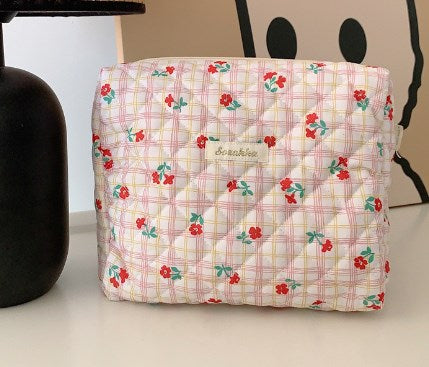 Korean Quilted Portable Cosmetic Storage Bag for Women