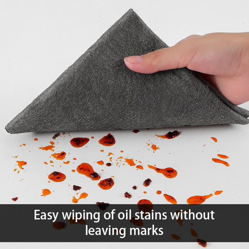 Water-Absorbing Soft Towels for Car Window Cleaning