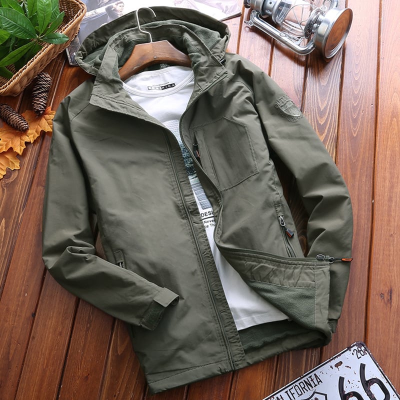 NIANJEEP Men's Outdoor Mountaineering Suit & Jacket