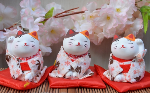 Lucky Cat Car Decoration Figurine