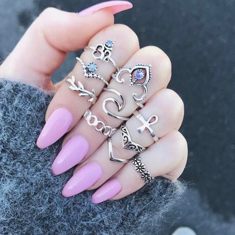 Bohemian Vintage Ring Set with Metal and Crystals