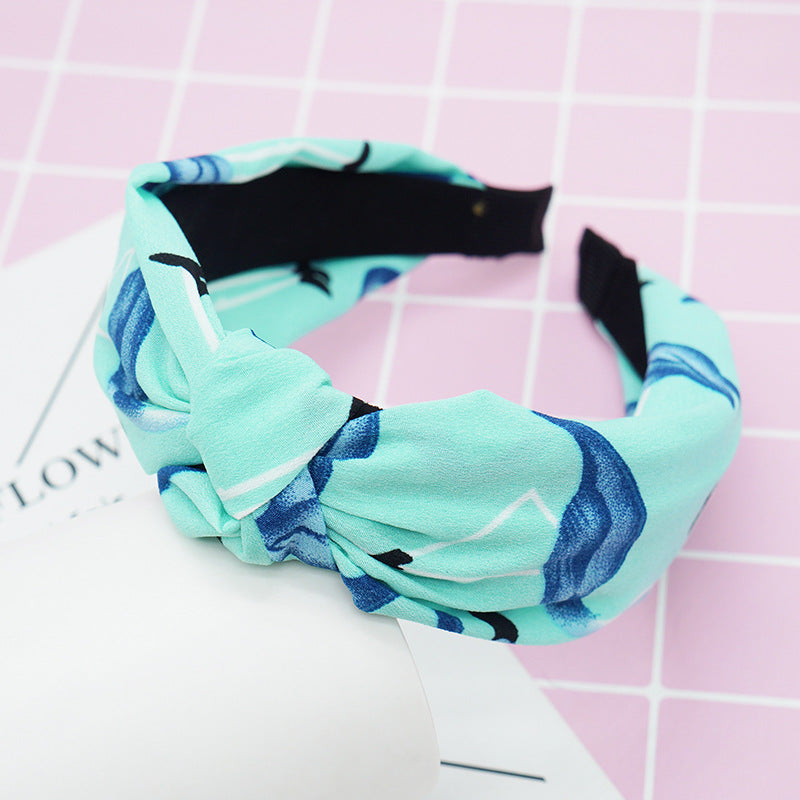 Artistic Striped Headband for Bathing and Makeup
