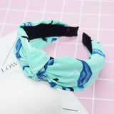 Artistic Striped Headband for Bathing and Makeup