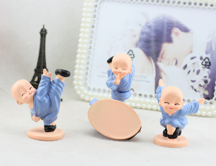 Resin Figurine of Kung Fu Monk for Home Decor