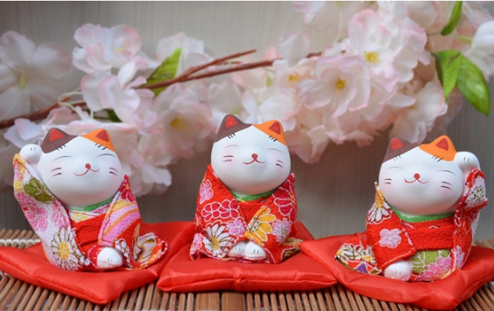 Lucky Cat Car Decoration Figurine