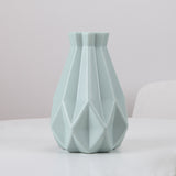 Modern Plastic Flower Vase for Home Decoration (1pc)
