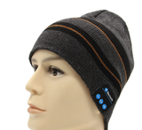 Outdoor Bluetooth Beanie with Knitted Design