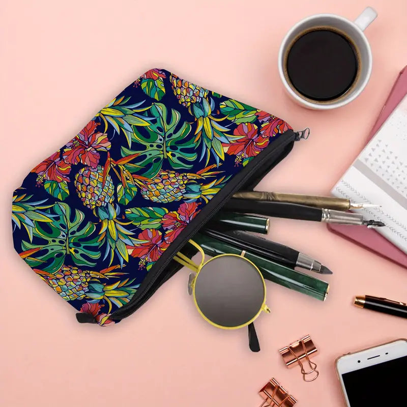 Elegant Pineapple Pattern Waterproof Makeup Bag Organizer