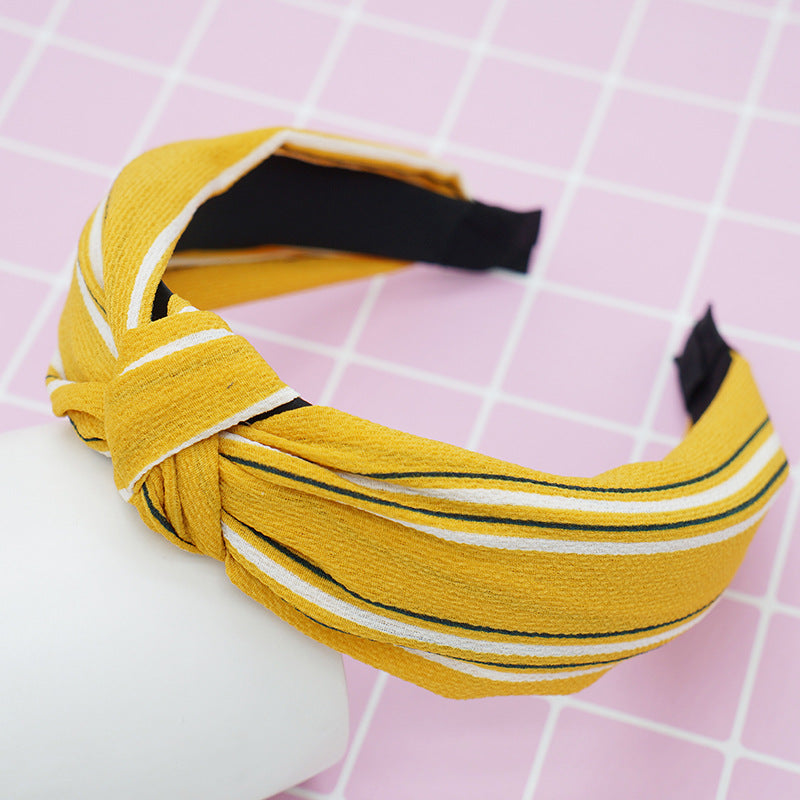 Artistic Striped Headband for Bathing and Makeup