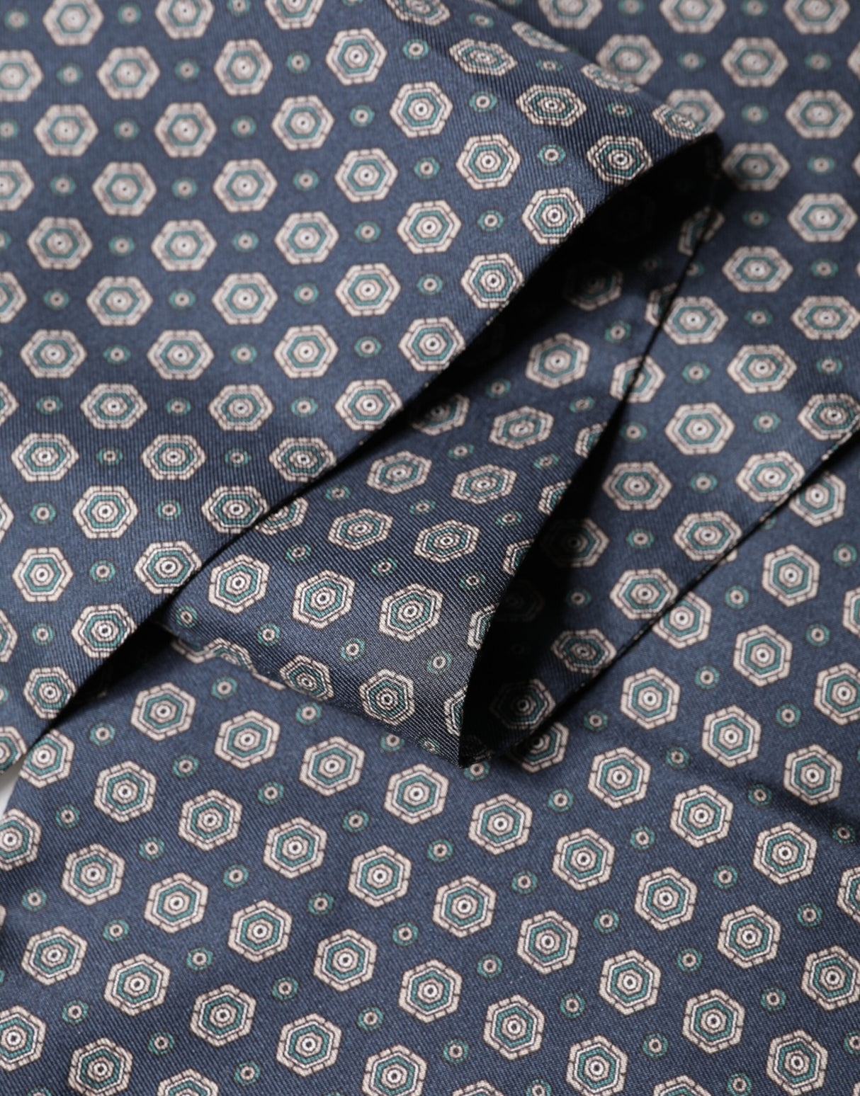 Dolce & Gabbana Blue Patterned Silk Fringes Foulard 138cm x 15.5cm Scarf