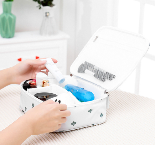Portable Travel Makeup Bag and Toiletry Organizer
