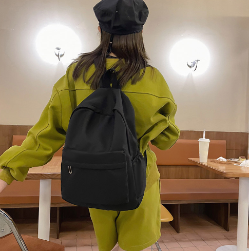 Fashionable Large Capacity Casual Backpack for Students