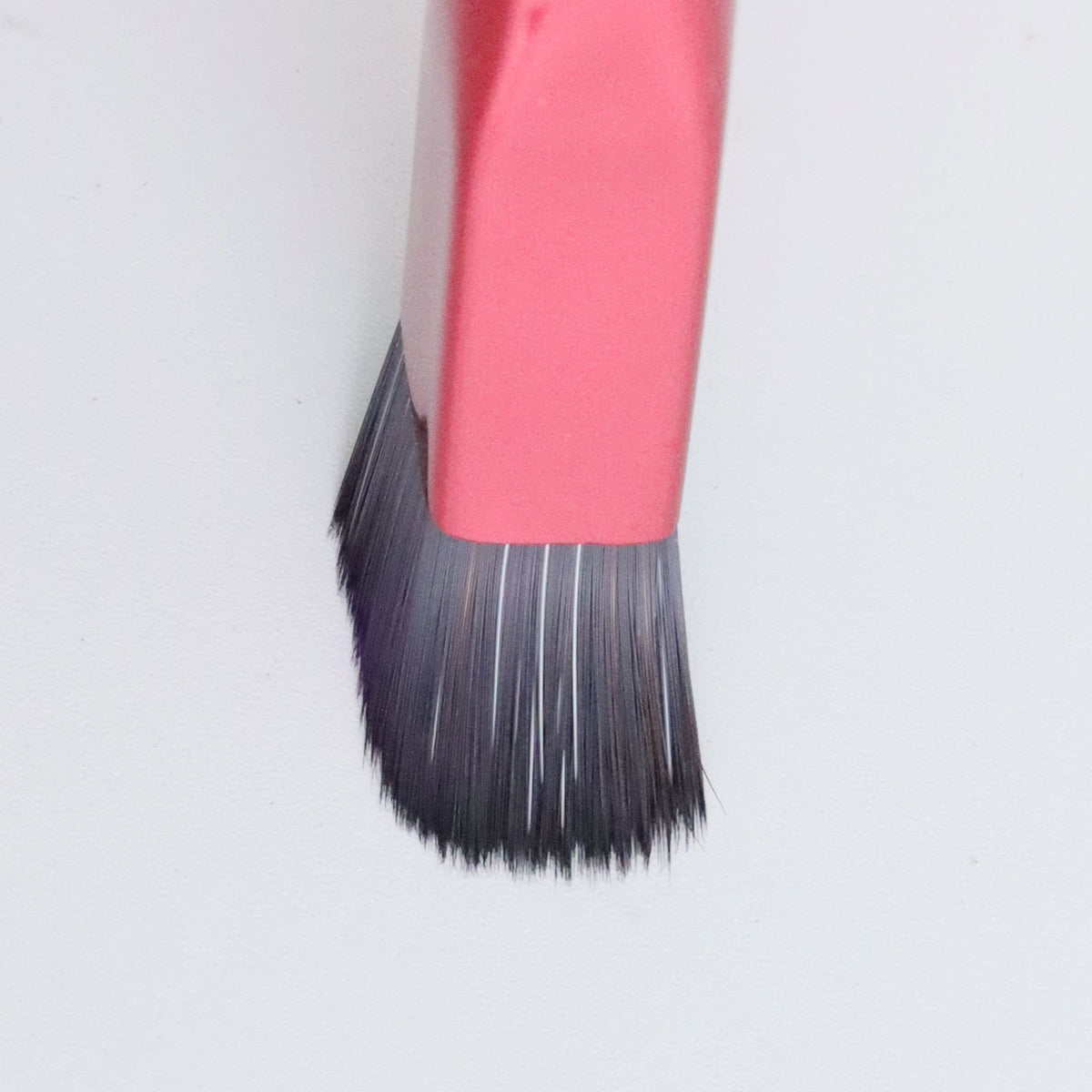 Wild Eyebrow Makeup Brush with Square Angle for Quick Application
