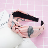 Artistic Striped Headband for Bathing and Makeup
