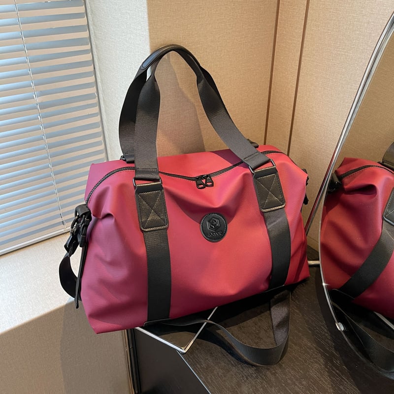 Fashionable Large Capacity Waterproof Travel Bag