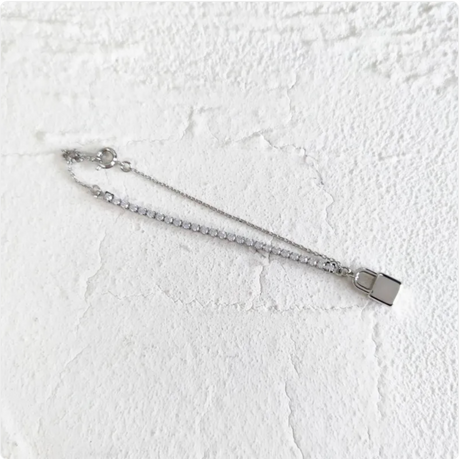Simple Key Lock Clavicle Necklace