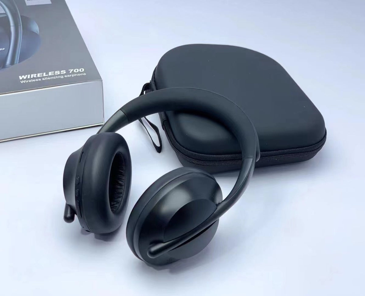 Wireless Gaming Headphones with Heavy Bass Earmuffs