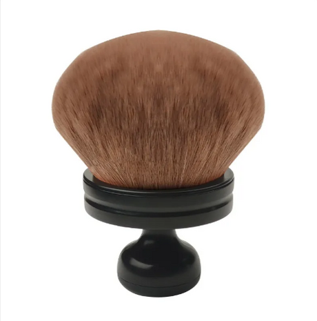 Soft Seal Body & Neck Makeup Brush