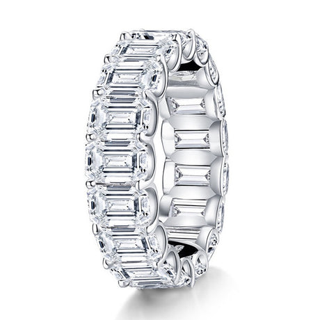 Sterling Silver Ring with High Carbon Diamond Simulant