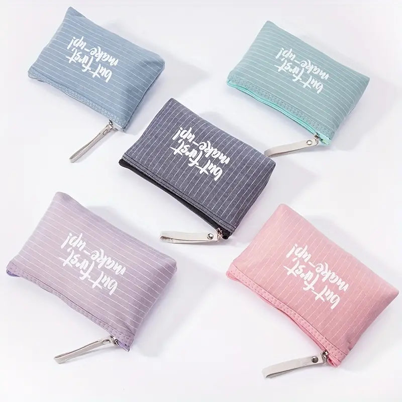 Waterproof Letter Pattern Zipper Makeup Bag Organizer