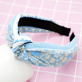 Artistic Striped Headband for Bathing and Makeup