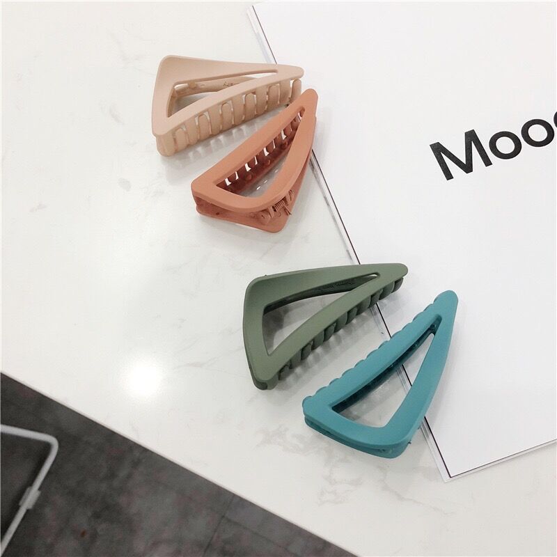 Triangular Geometric Hair Clip - Retro Ins Style