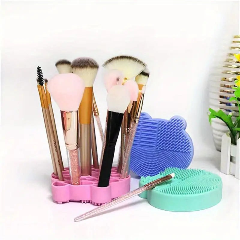 Bear Shaped Silicone Makeup Brush Cleaning Mat & Holder