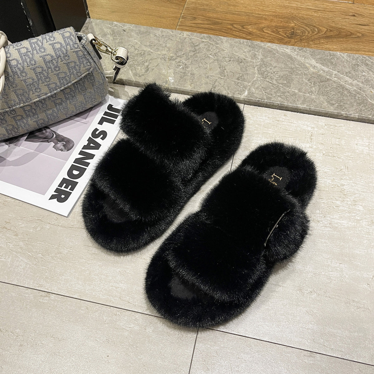 Thick Bottom Furry Women's Slippers for Outdoor Use