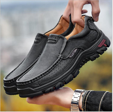 Men's Genuine Leather Hiking Boots for Outdoor Use